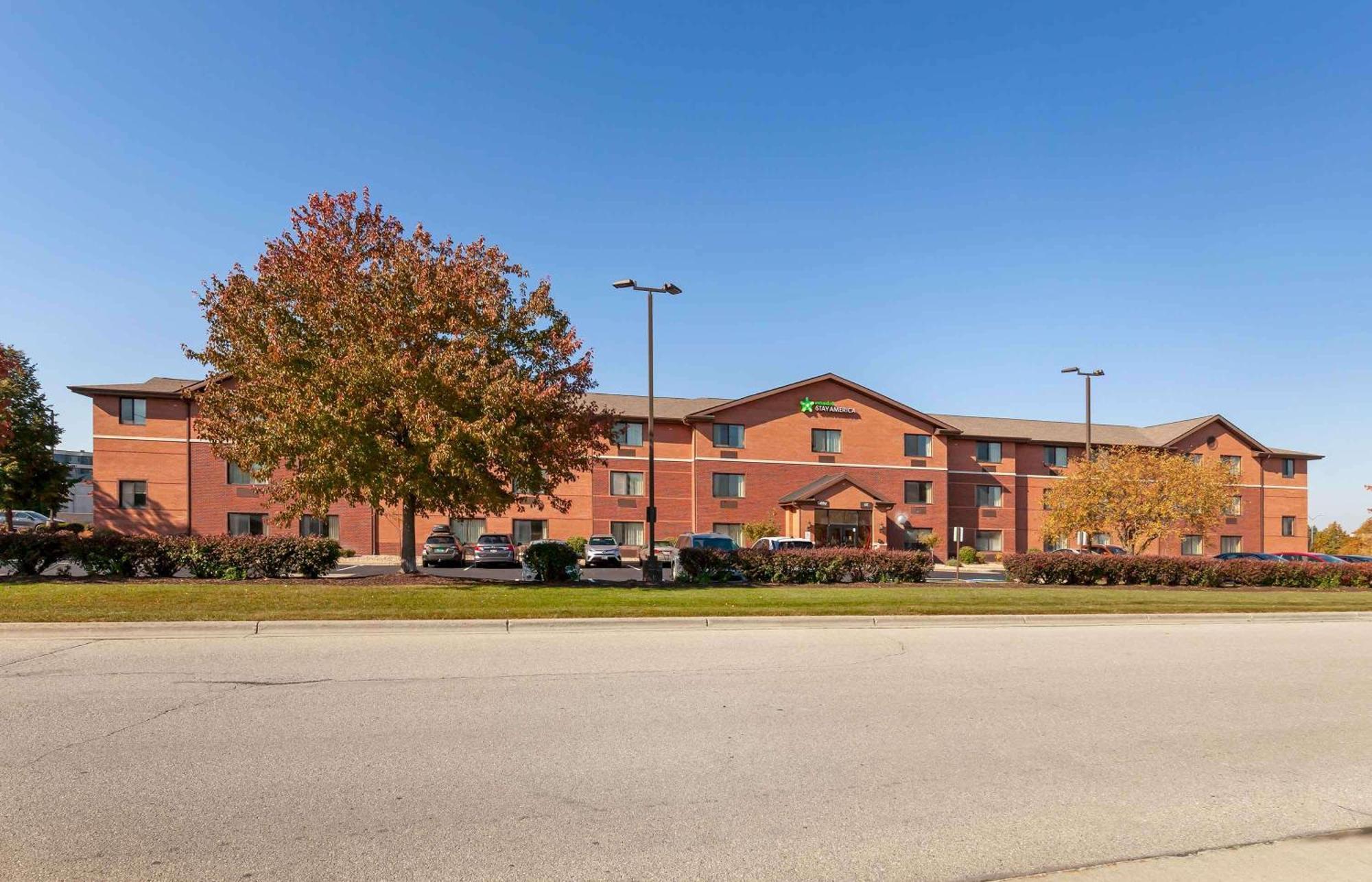 Extended Stay America Select Suites - Madison - Old Sauk Rd Exterior photo