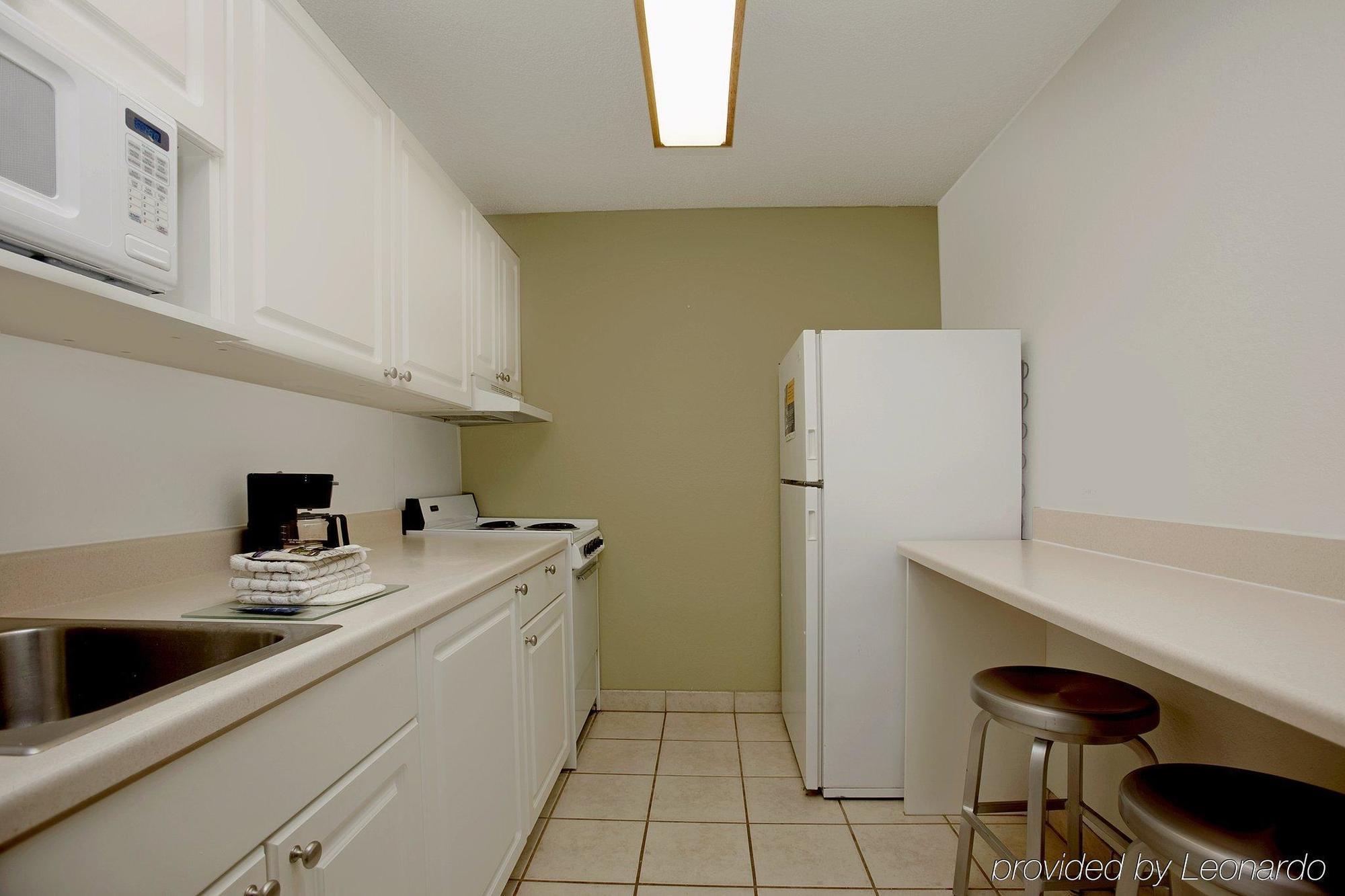 Extended Stay America Select Suites - Madison - Old Sauk Rd Exterior photo